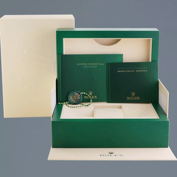 Rolex 41mm Men's MINT Two Tone Watch With BOX - Picture 6 of 6
